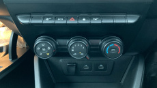 Dacia Duster 1.0 TCe 100 Comfort 5dr Bi Fuel Estate